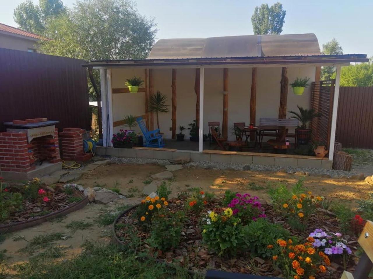 Collias Otel Horezu Dış mekan fotoğraf